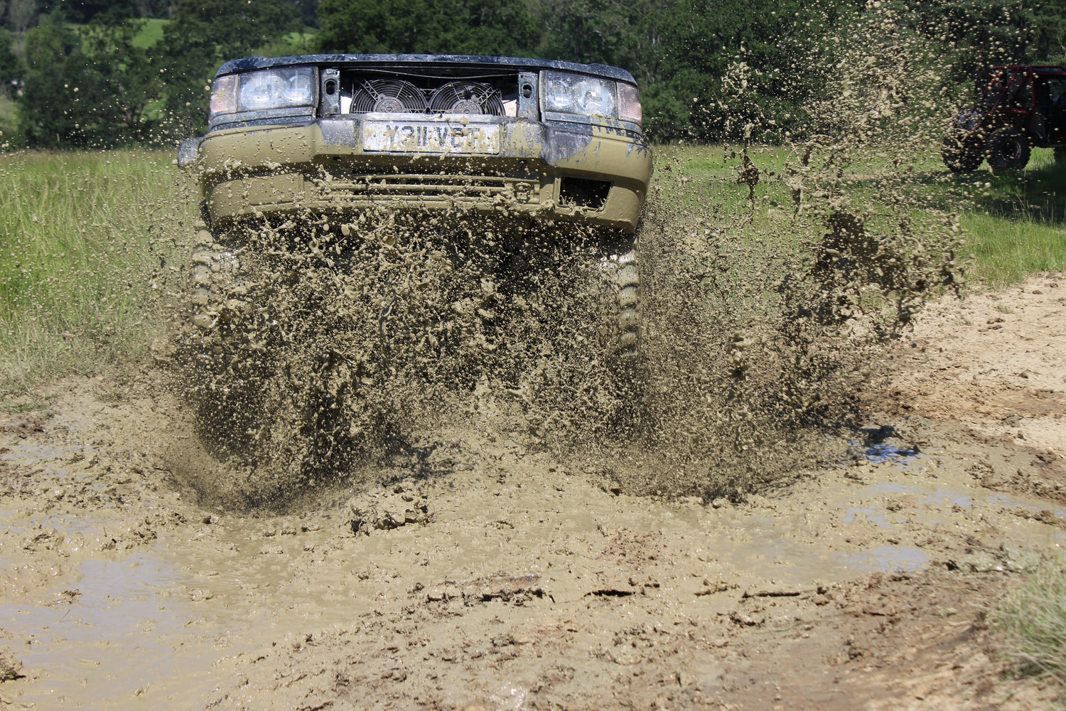 P38 Range Rover getting wild!!!